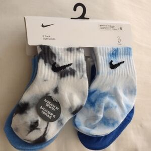 6-12 mo Nike socks NWT